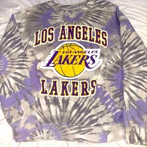 Lakers crew neck